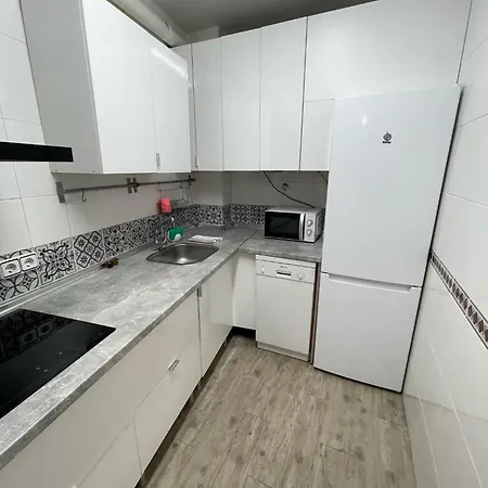 Daire Carniceros - Centrico Y Tranquilo